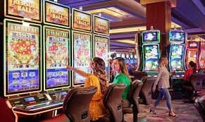 allwin casino and sports betting sections displayed on a Filipino player's smartphone alongside payment confirmation screen